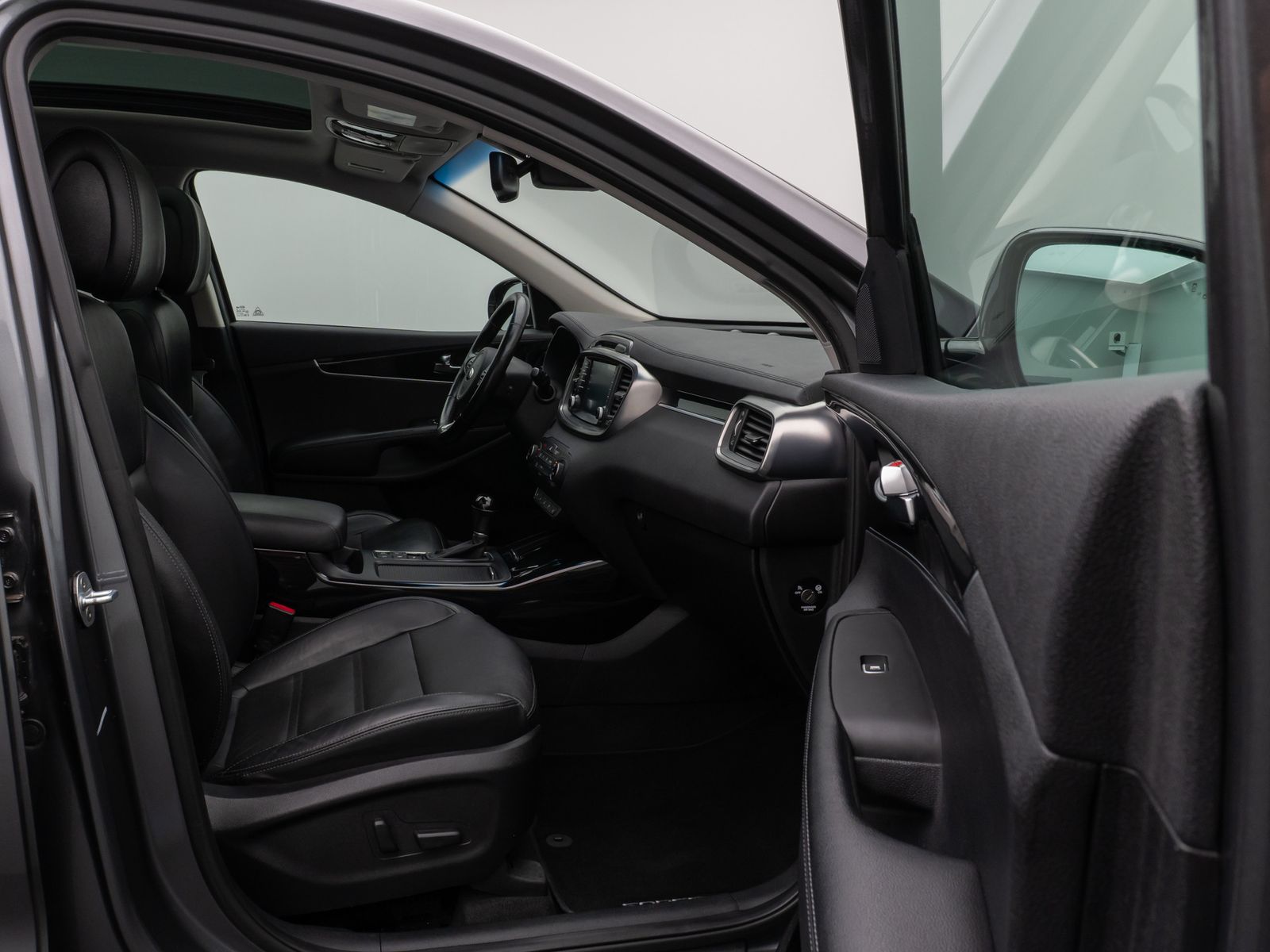 Fahrzeugabbildung Kia Sorento Platinum Edition 4WD AHK ACC 360°8Fach