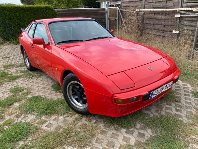 Porsche 944 mit H-Kennzeichen