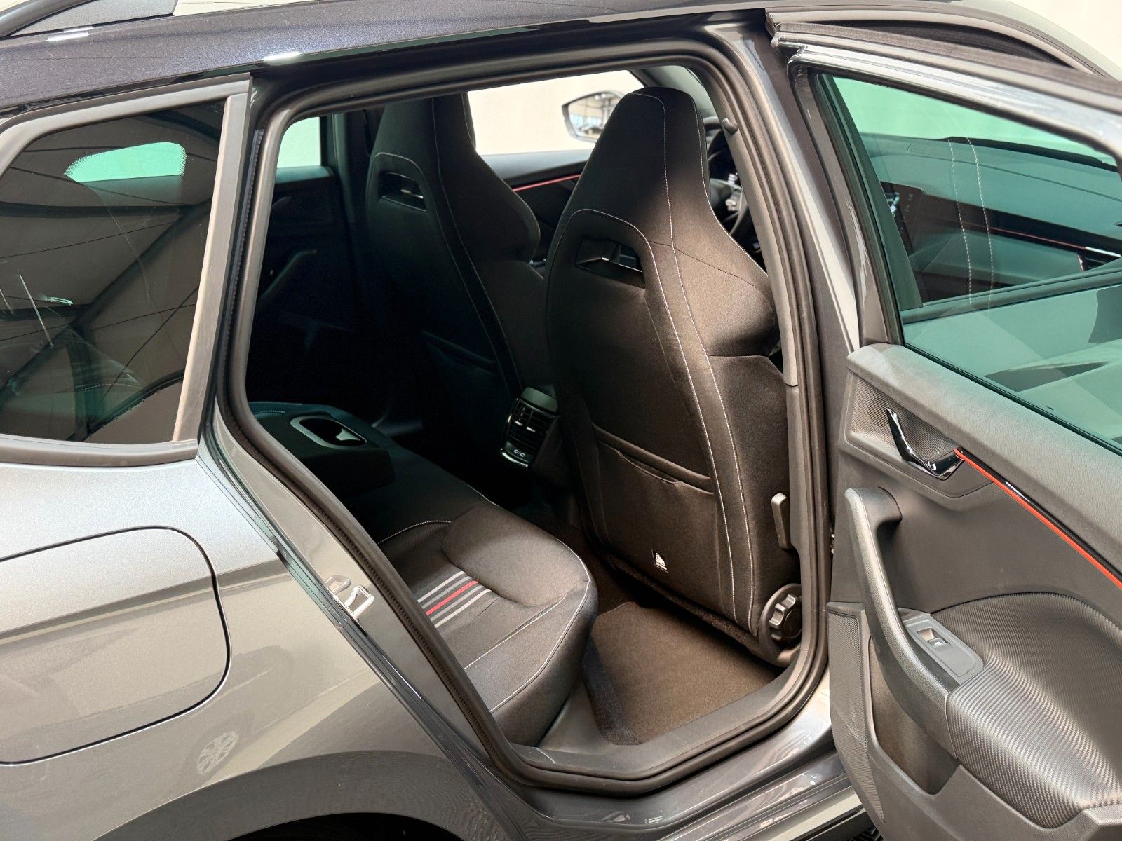 Fahrzeugabbildung SKODA Kamiq Monte Carlo / Matrix / AHK / Navi