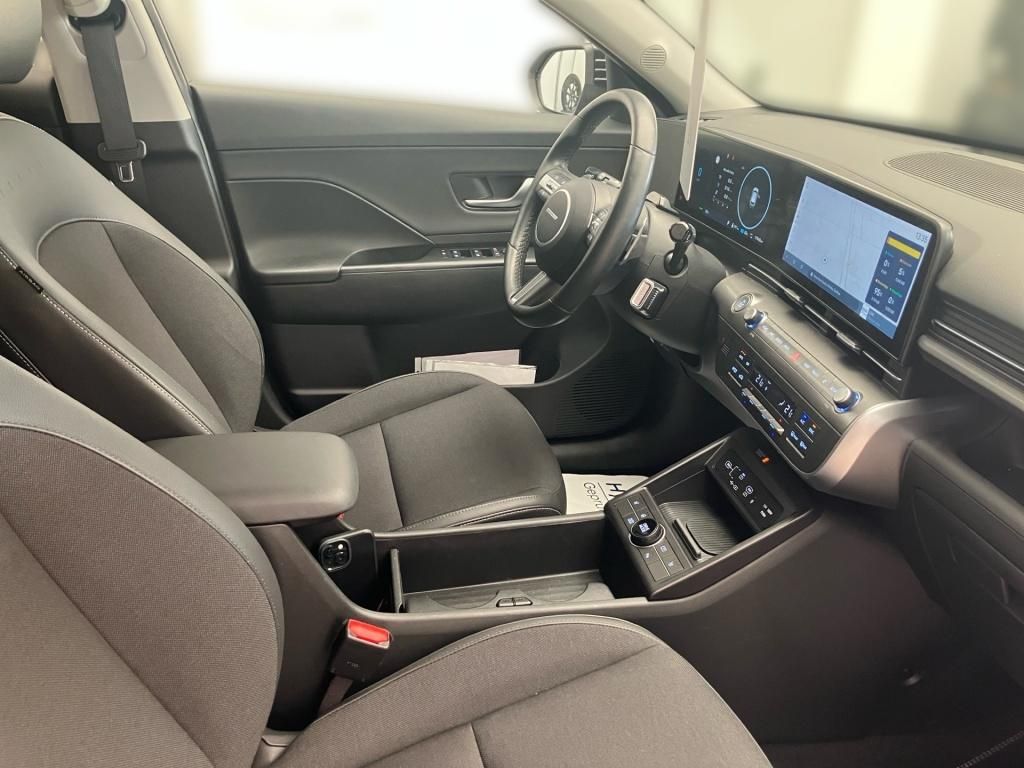 Fahrzeugabbildung Hyundai Kona Trend Elektro 2WD LM KlimaA Virtual WPumpe
