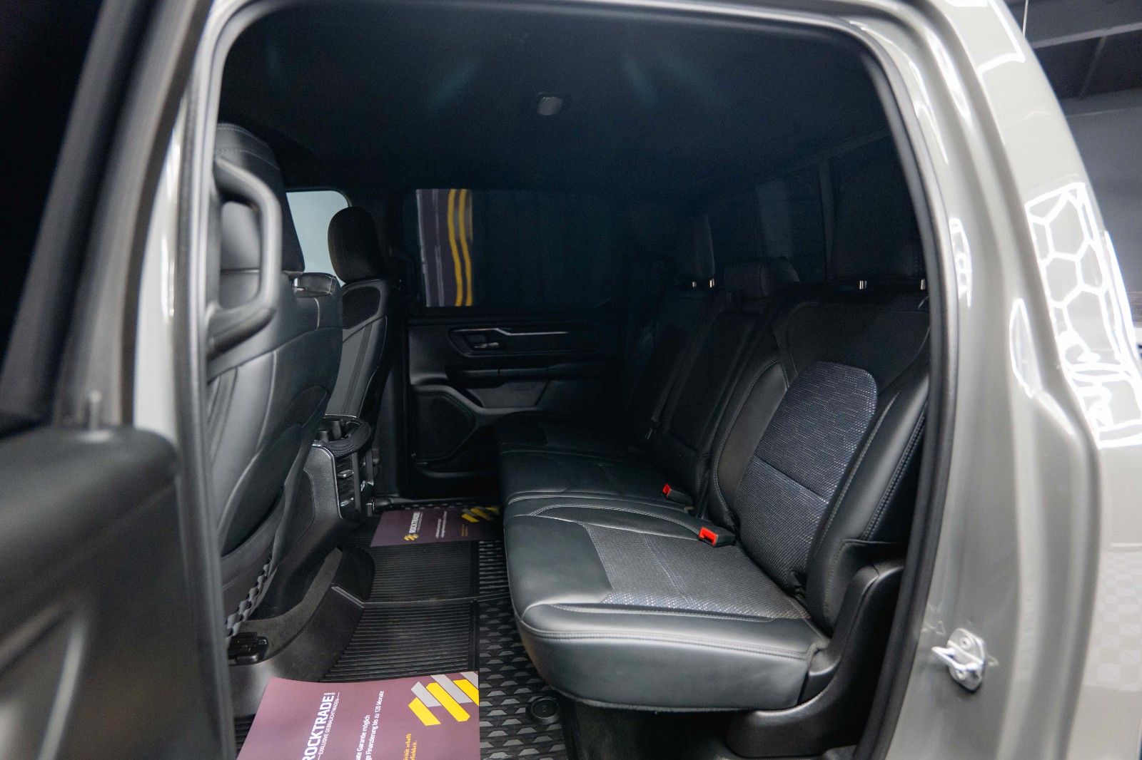 Fahrzeugabbildung Dodge RAM 5.7 V8 HEMI 4x4 Built to Serve LONG AxleLock