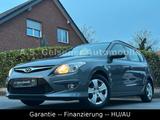 Hyundai i30 CW 1.4 Classic*1.Hand*Garantie*HU/AUNeu - Hyundai i30 aus 2011 mit Benzin-Antrieb: Kombi