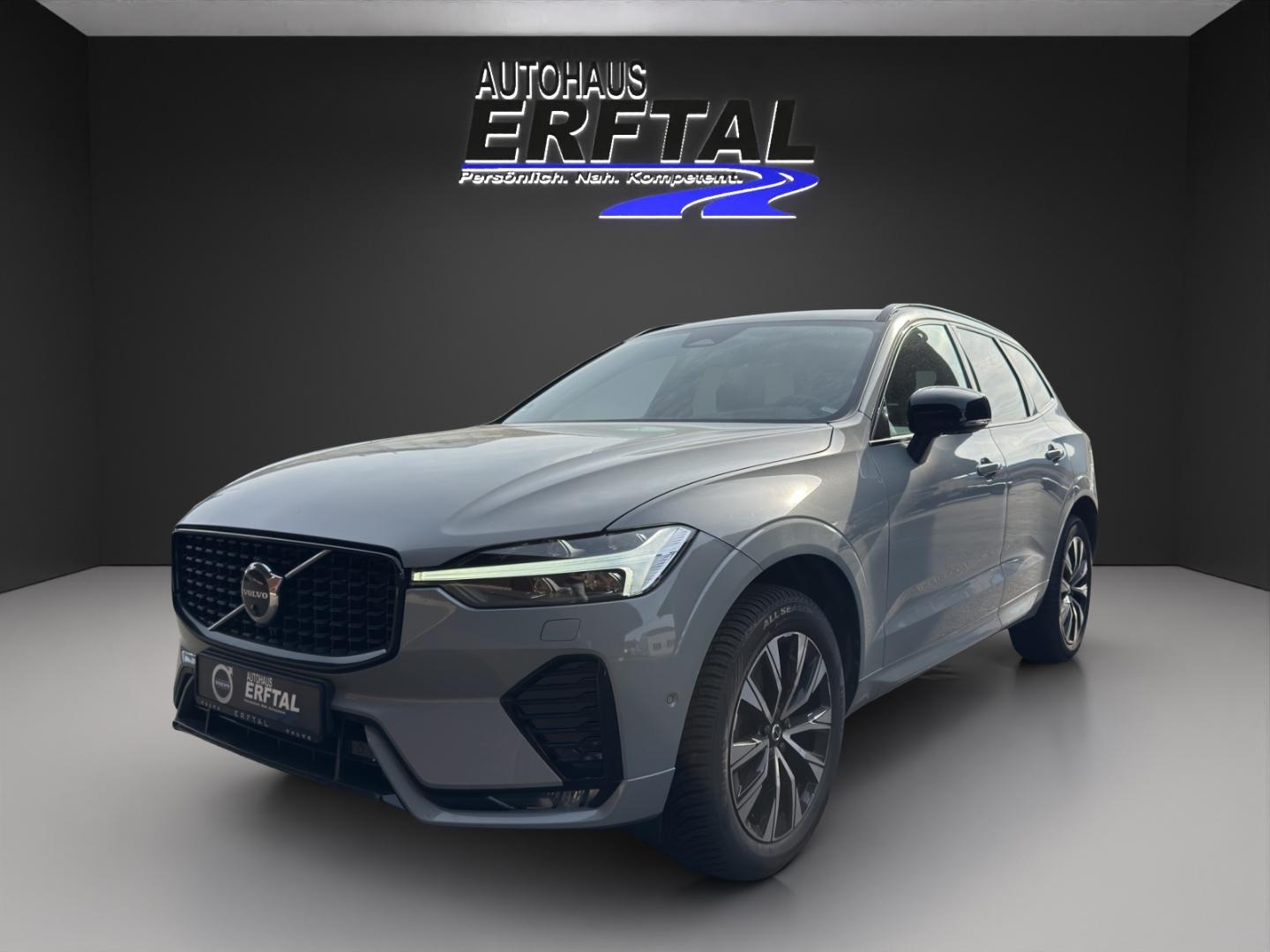 Volvo XC60 B4 D AWD Plus Dark AHK Leder Digitales Cock