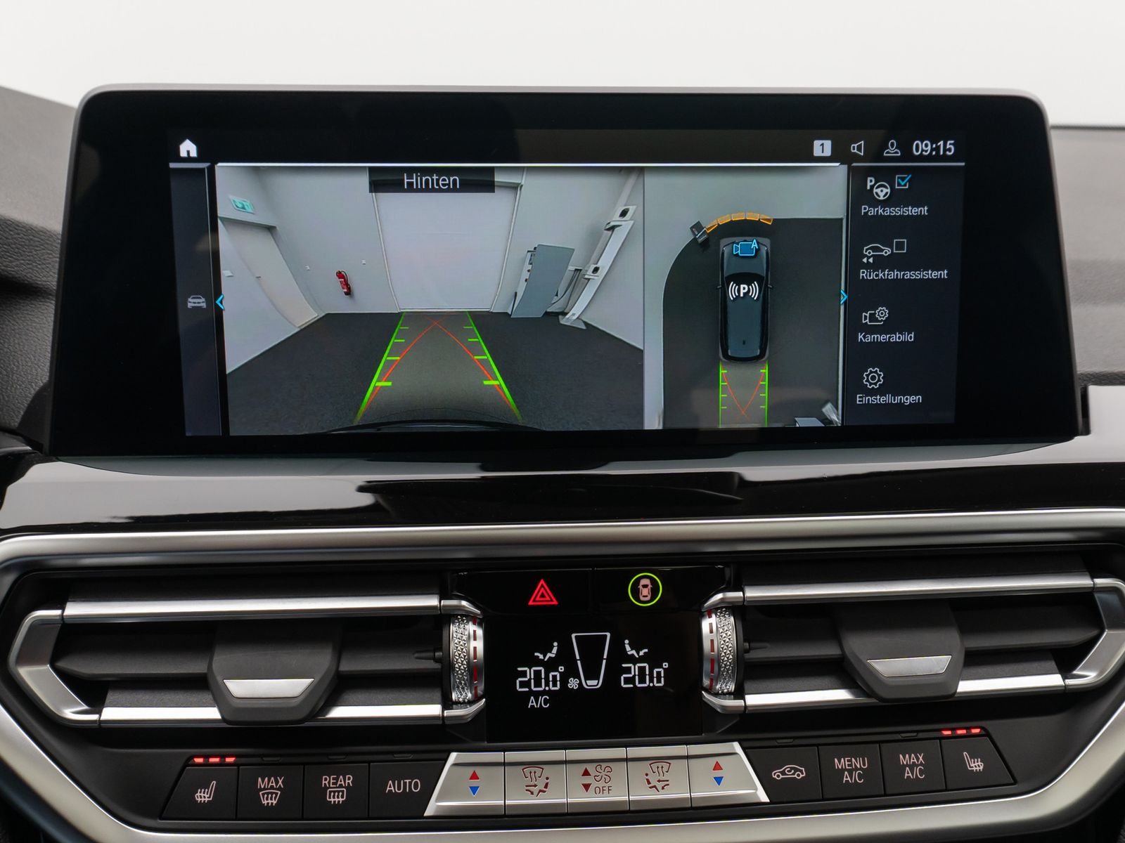 Fahrzeugabbildung BMW X3 xD30e Panorama 360° HUD DAB AHK Alarm Sport