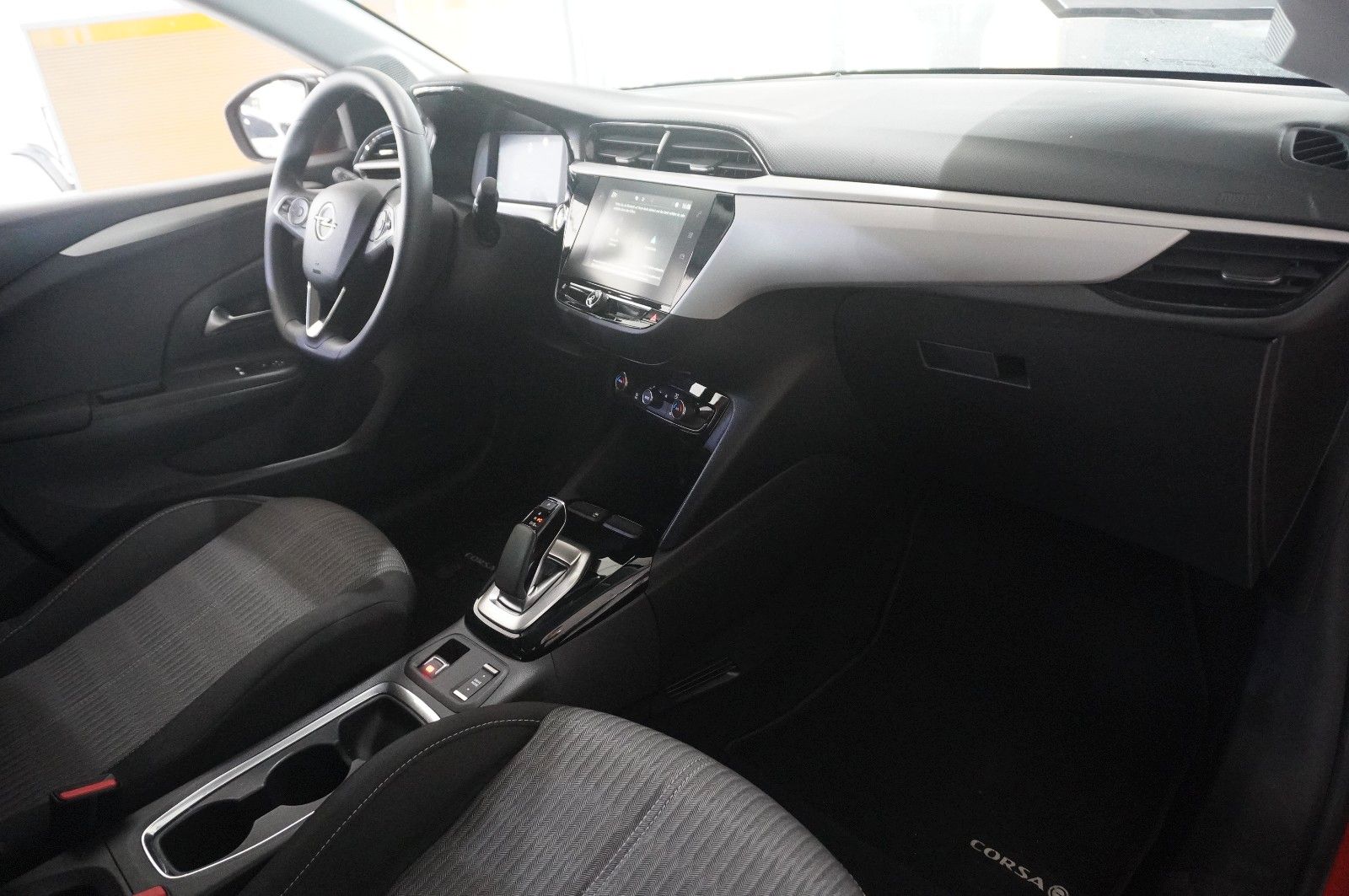 Fahrzeugabbildung Opel Corsa-e  EDITION 7,4kw/50kwh/Allwetter/