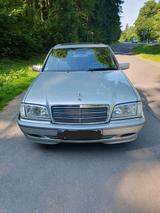 Mercedes-Benz Mercedes W 202 C 240 - Mercedes-Benz C-Klasse: W202