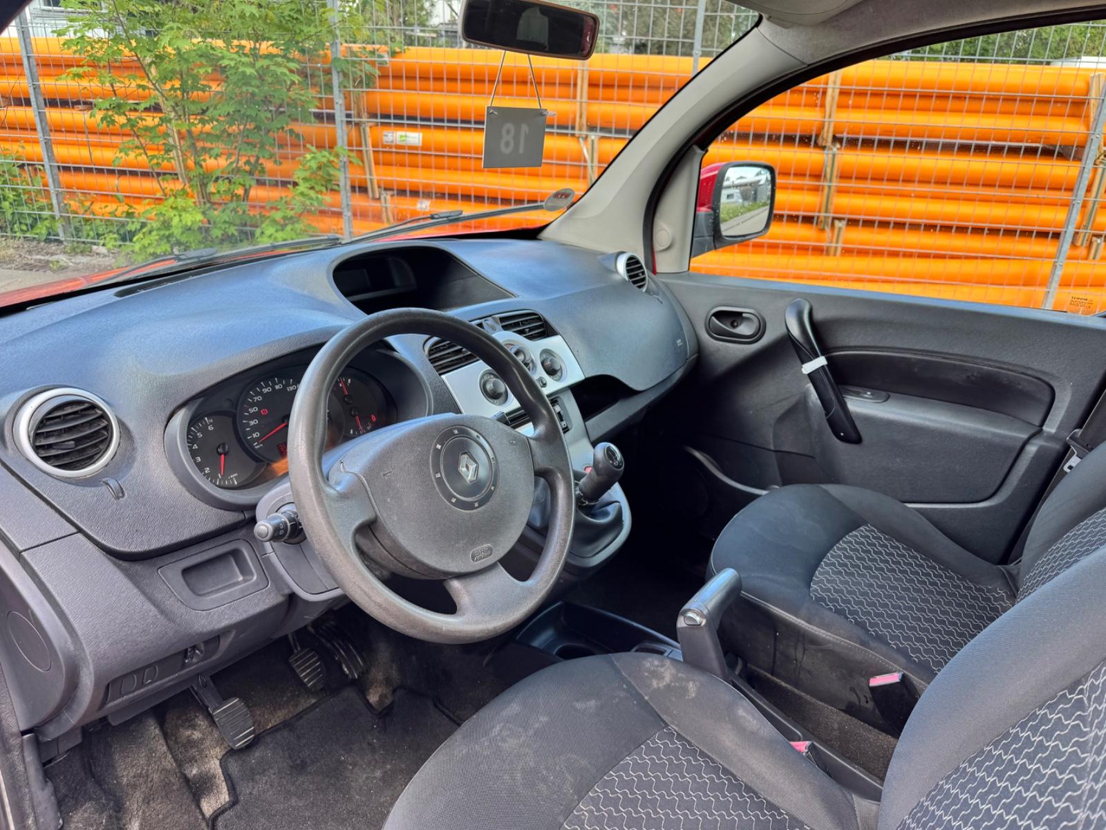 Renault Kangoo 2011 — photo 8