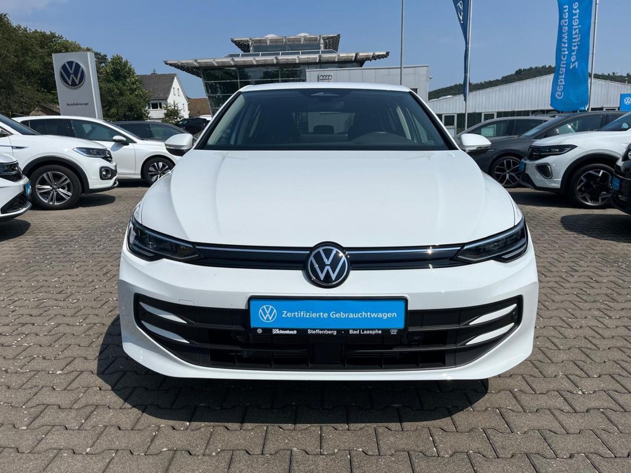 Volkswagen Golf VIII Life 1.5 TSI AHK Rear View LED foto 4