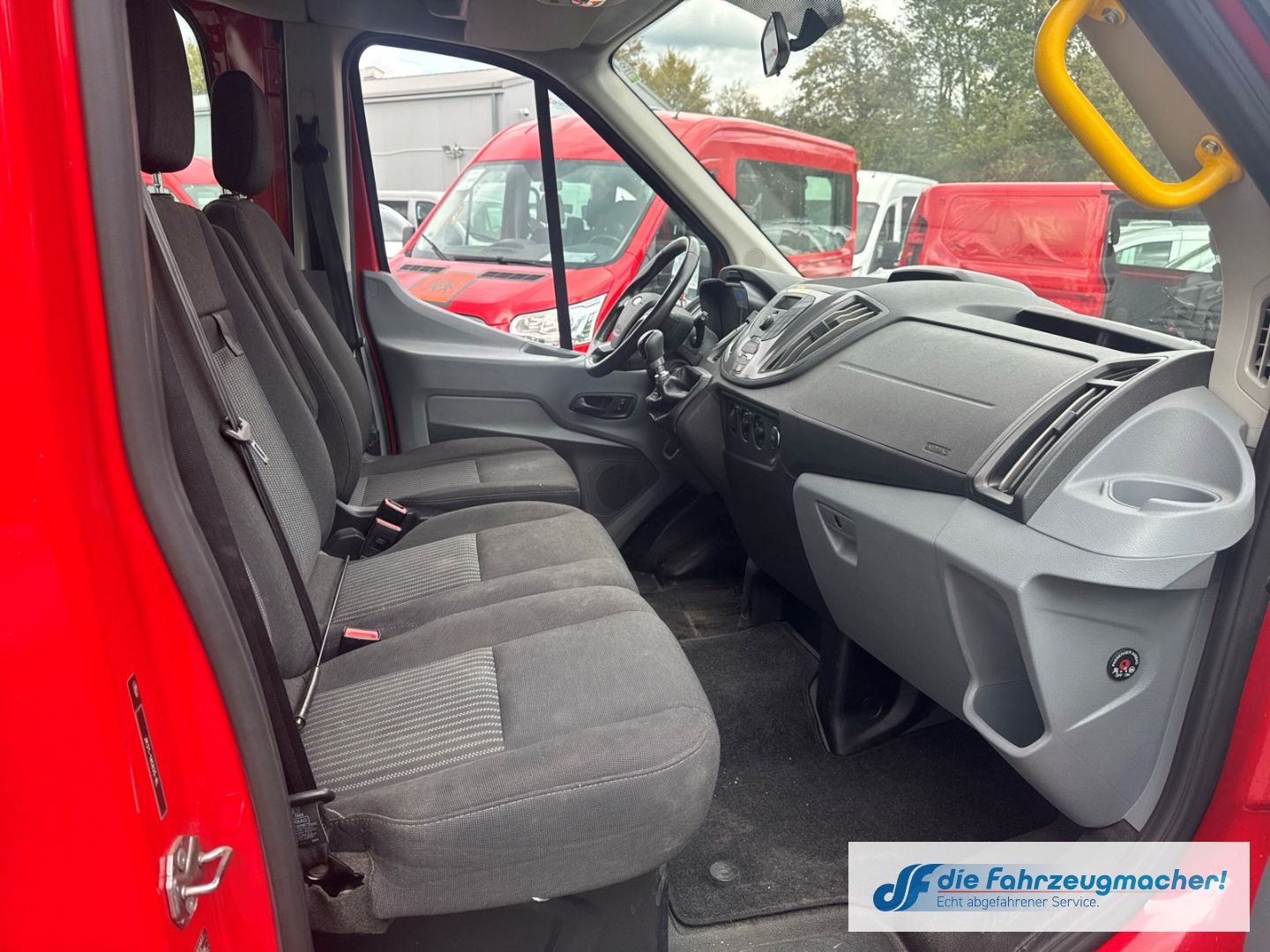 Fahrzeugabbildung Ford Transit Kombi 350 L3 Trend StandHZG *2881*EXPORT