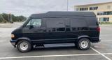 Dodge RAM  B2500 Van 5,2 V8  Starcraft - Dodge RAM: Van, B
