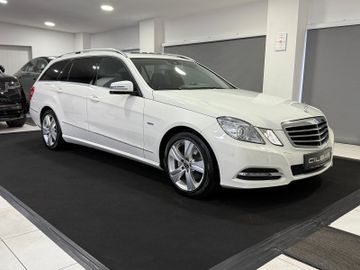 Mercedes E 200 - 4
