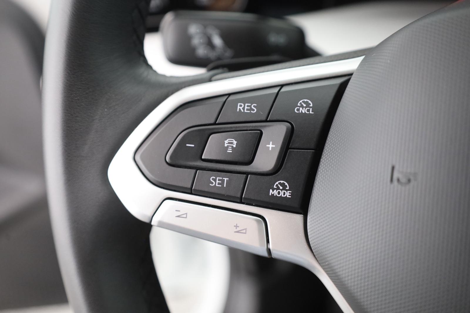 Volkswagen Golf VIII Variant 1.5 eTSI DSG LED Sitzheizung, миниатюра 15