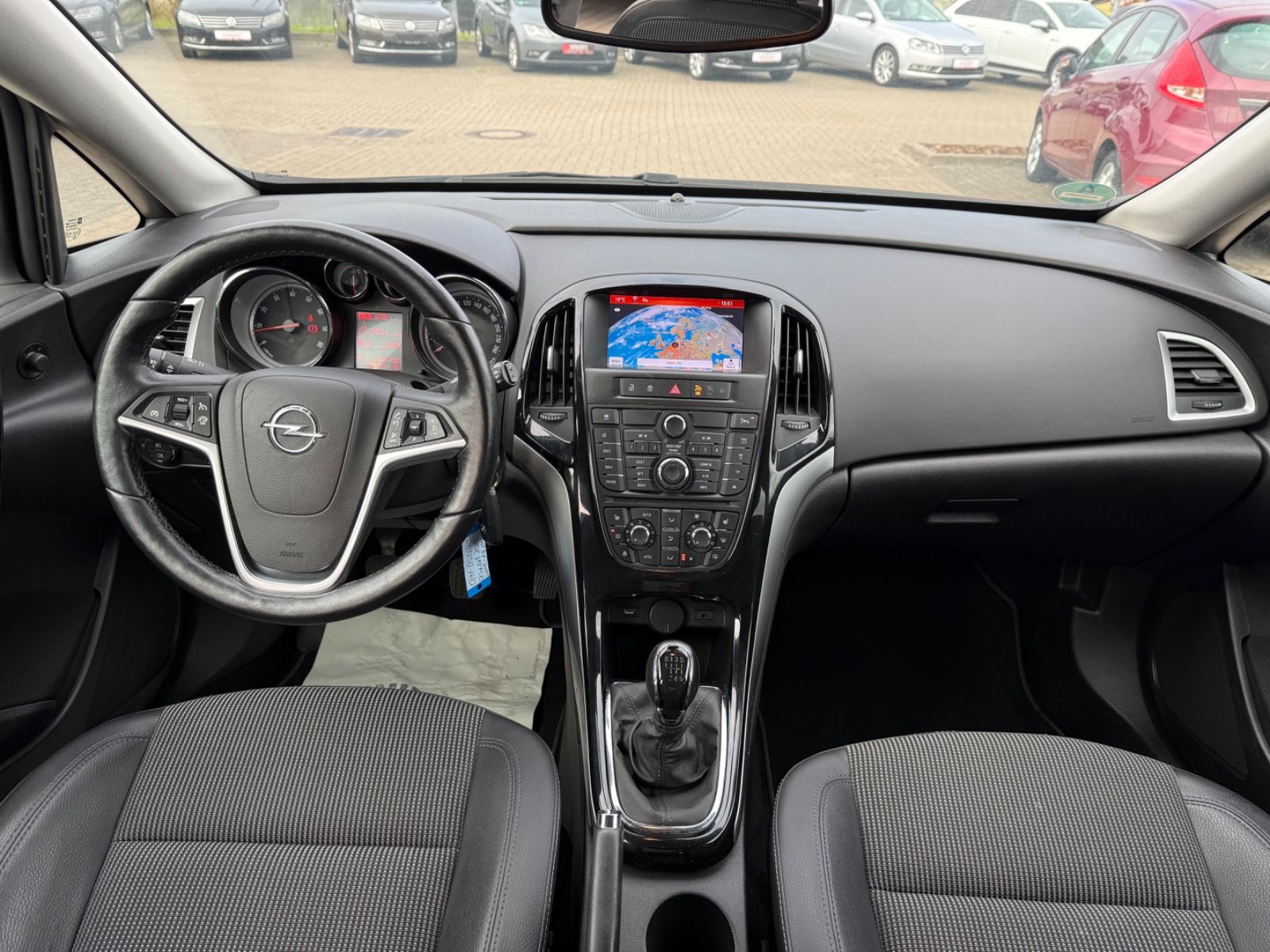 Astra J Lim. 5-trg. Exklusiv*NAVI*1.HAND*SCHECKH