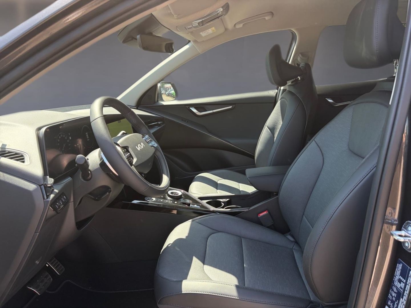 Fahrzeugabbildung Kia Niro Hybrid Spirit 1.6 HUD Navi Digitales Cockpi