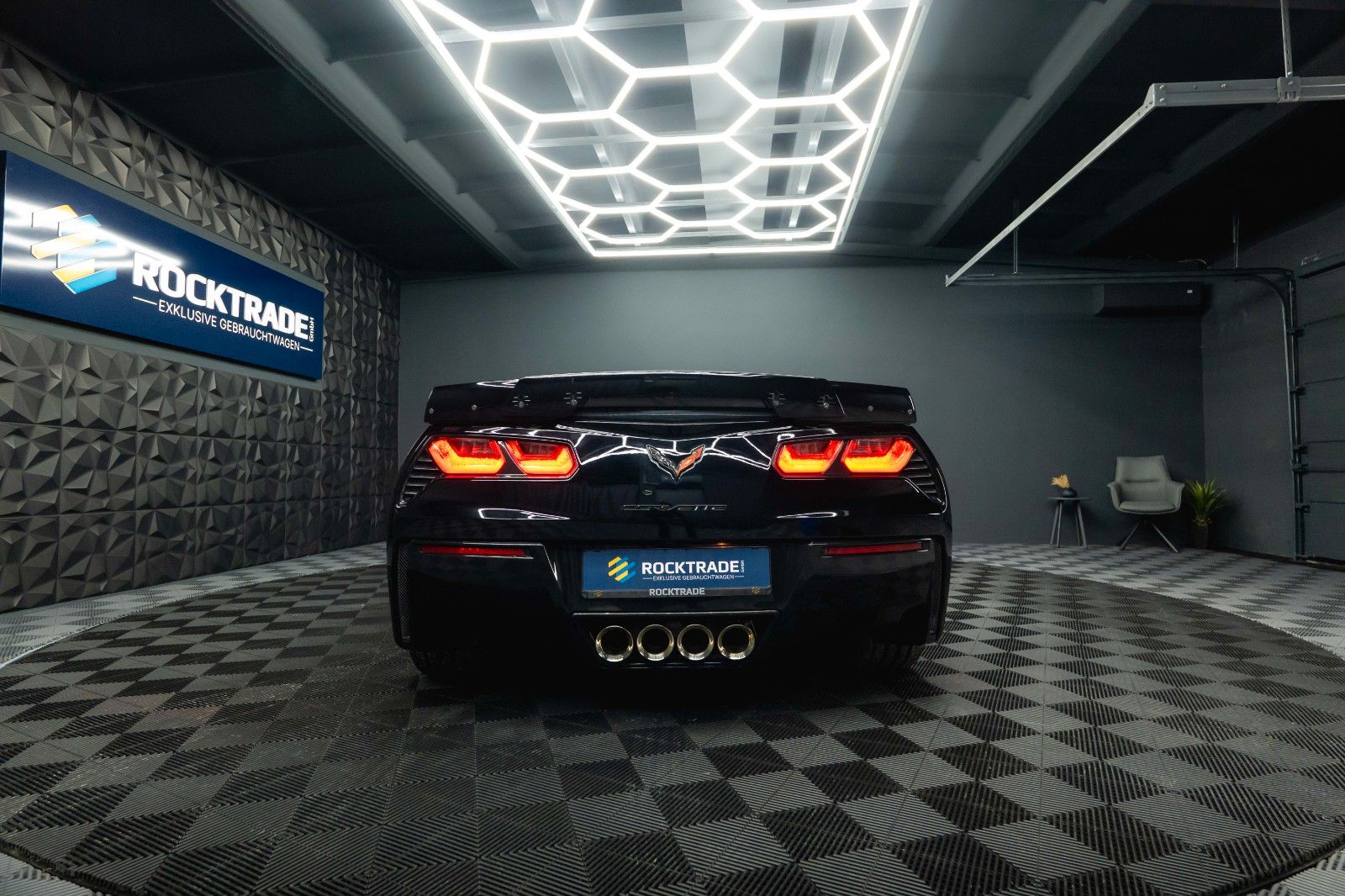 Fahrzeugabbildung Corvette C7 6.2 V8 Stingray 3LT Z06-Design Targa Perform.