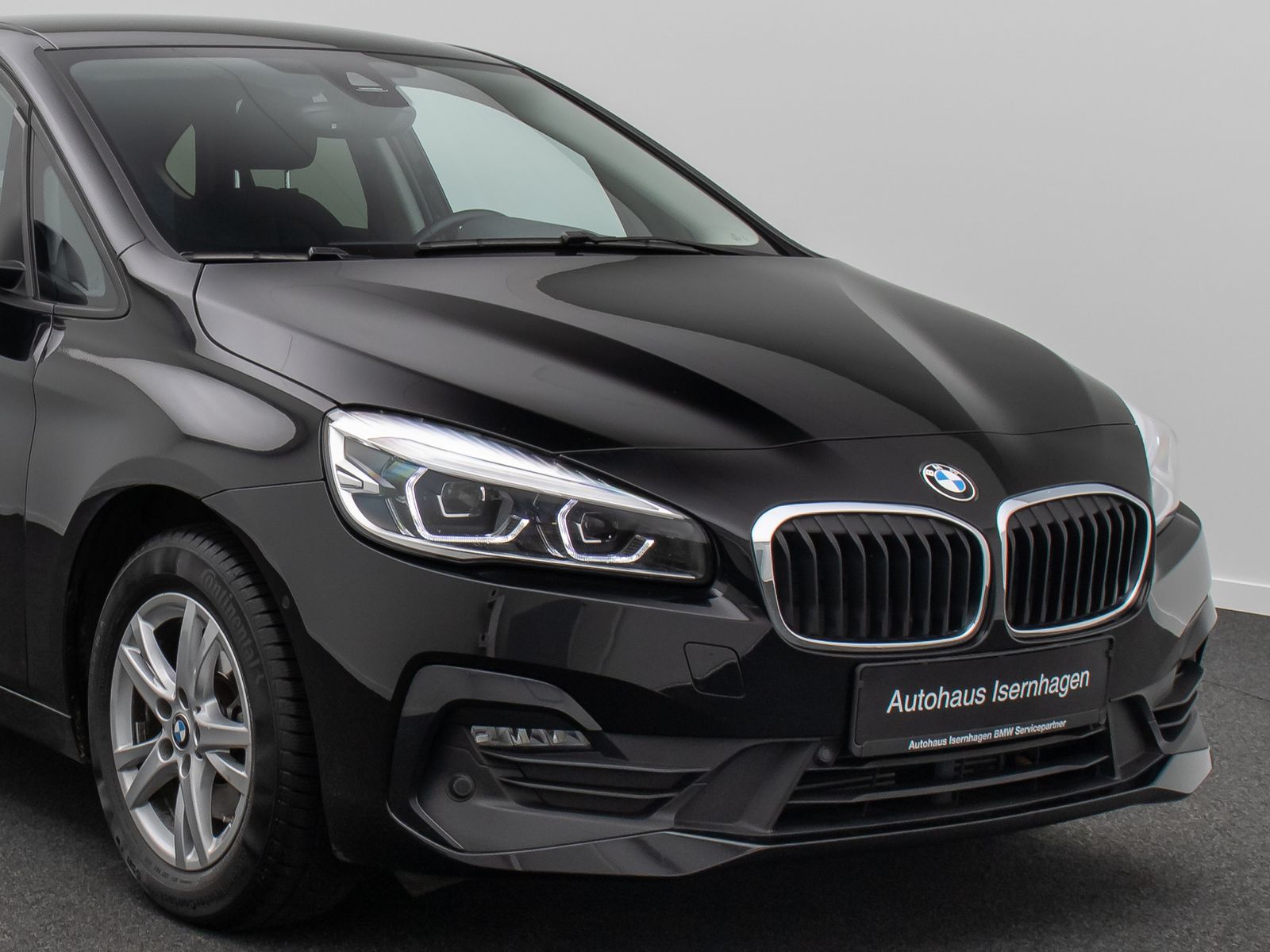 Fahrzeugabbildung BMW 218i Active Tourer LED Navi Kamera ParkAs Komfor