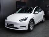 Tesla Model Y Long Range Dual AWD - Tesla Model Y Kombi Gebrauchtwagen
