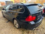 BMW 318i E91 Facelift - BMW 3er Reihe aus 2008: Facelift