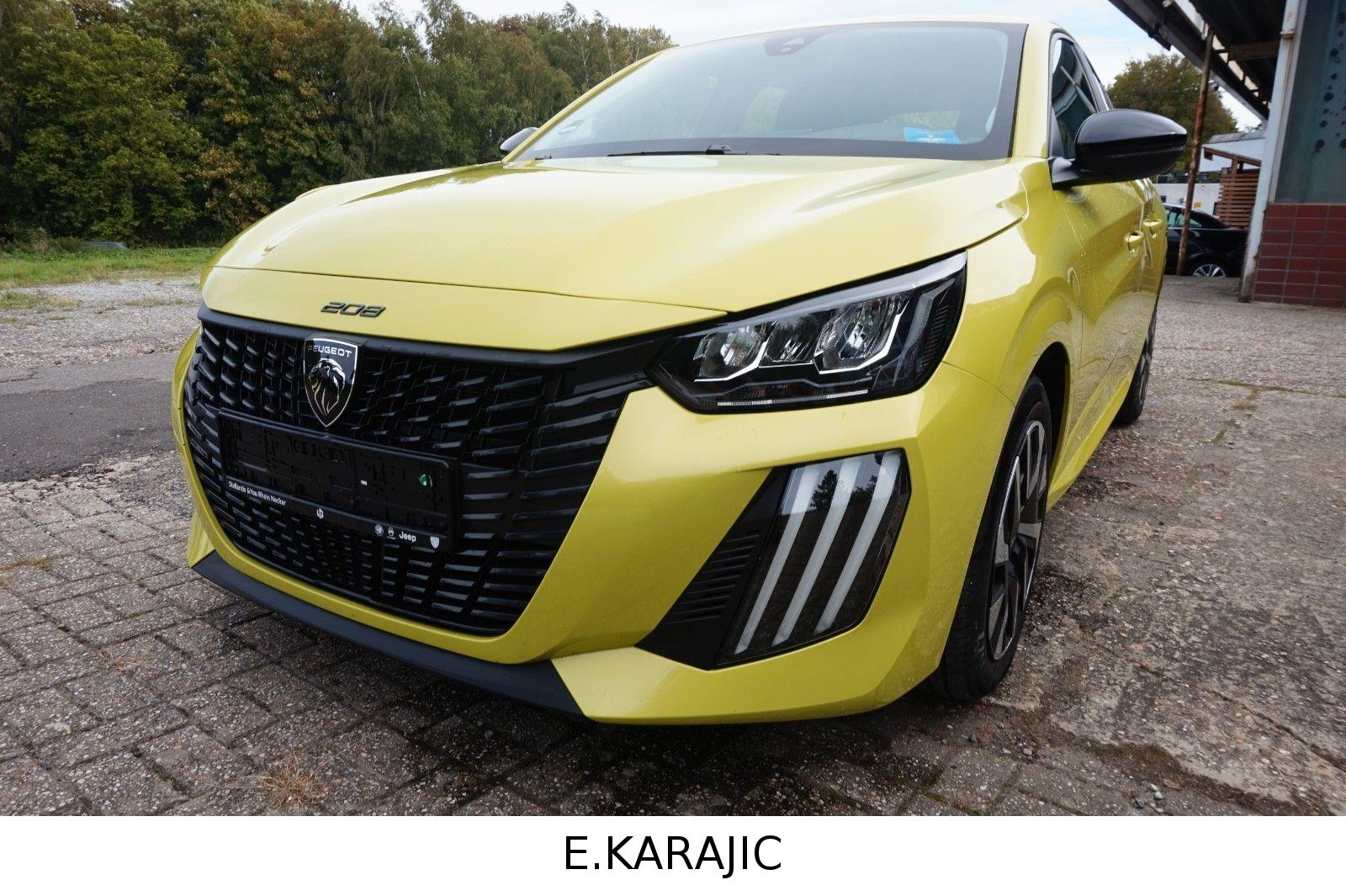 Peugeot 208 Style--EURO 6--1 HAND--