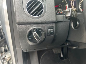 Volkswagen Golf - 10