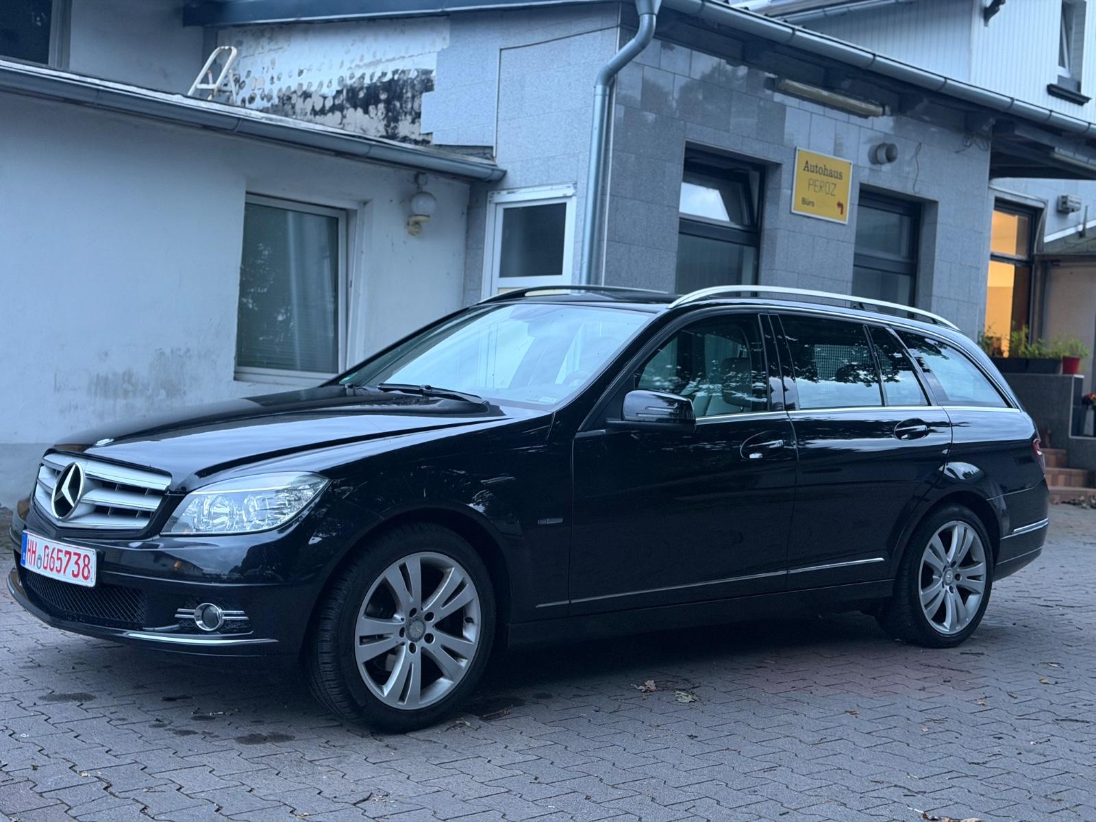 Mercedes-Benz C180 2009 — rear view