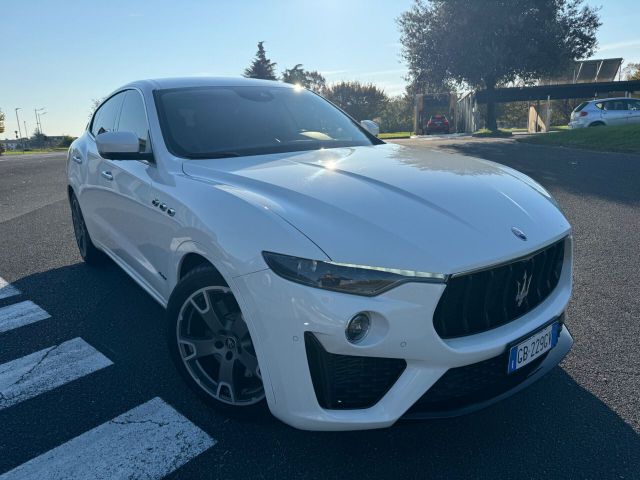 Maserati Levante V6 AWD Gransport