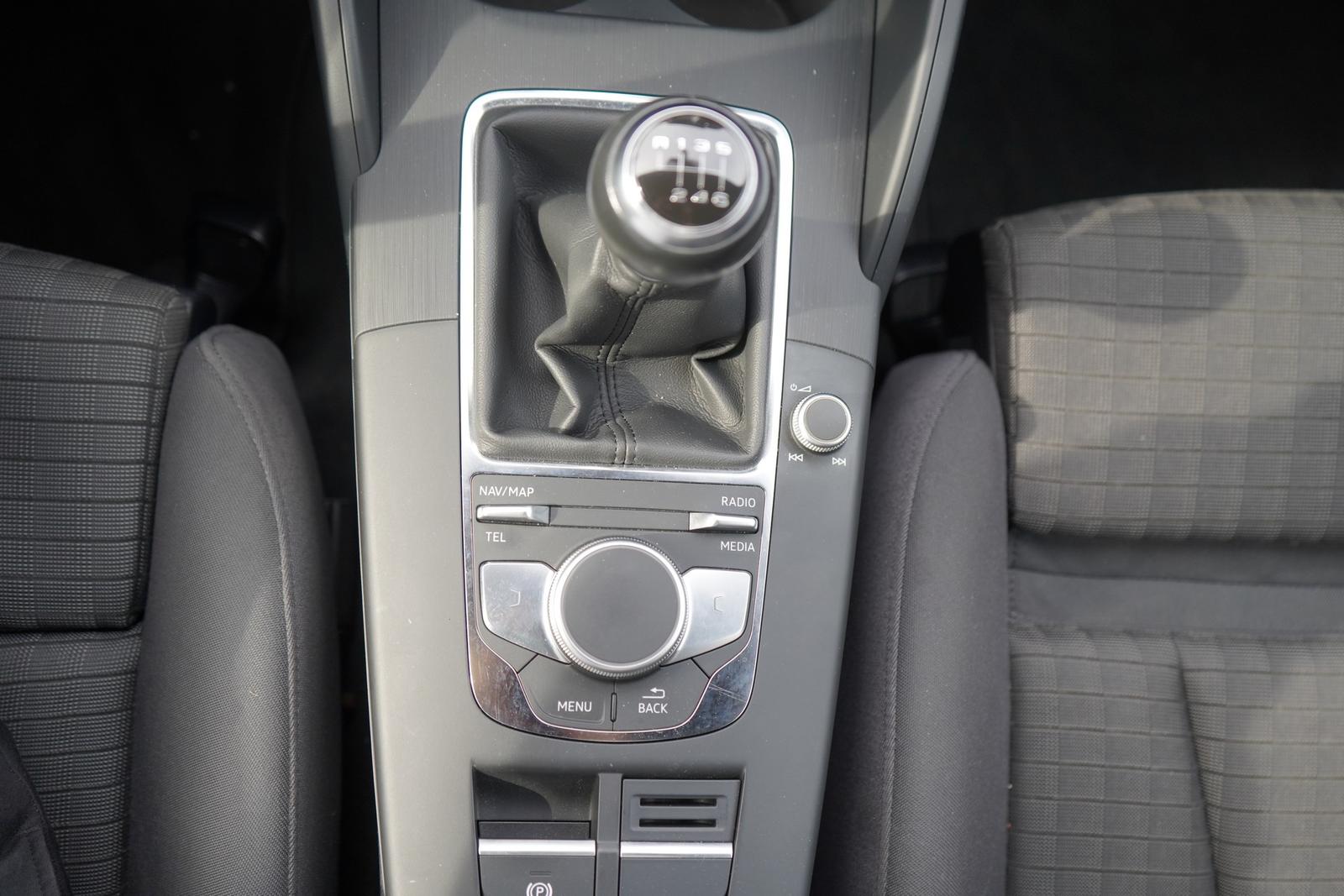 Audi A3 Sportback 35 1.5 TFSI sport S-Line ACC PDC