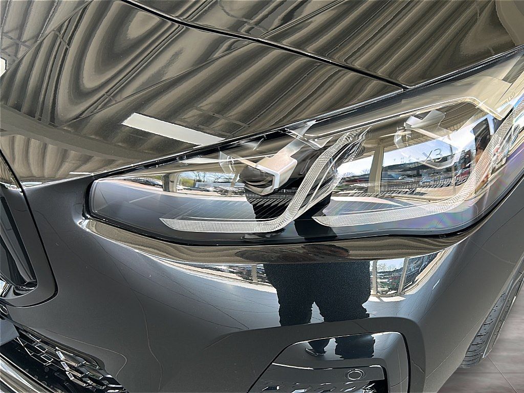 BMW 223 Active Tourer - Bild 25