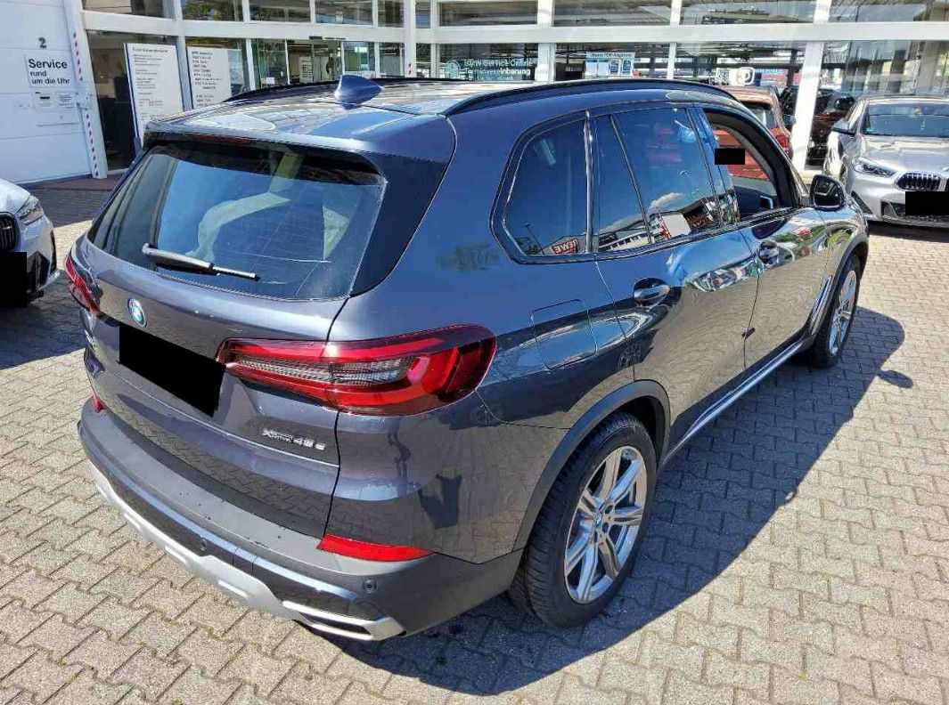 Fahrzeugabbildung BMW X5 xDr. 45e LASER/ACC/VIRT/HIFI/SHZ/AHK/360°/8Fa