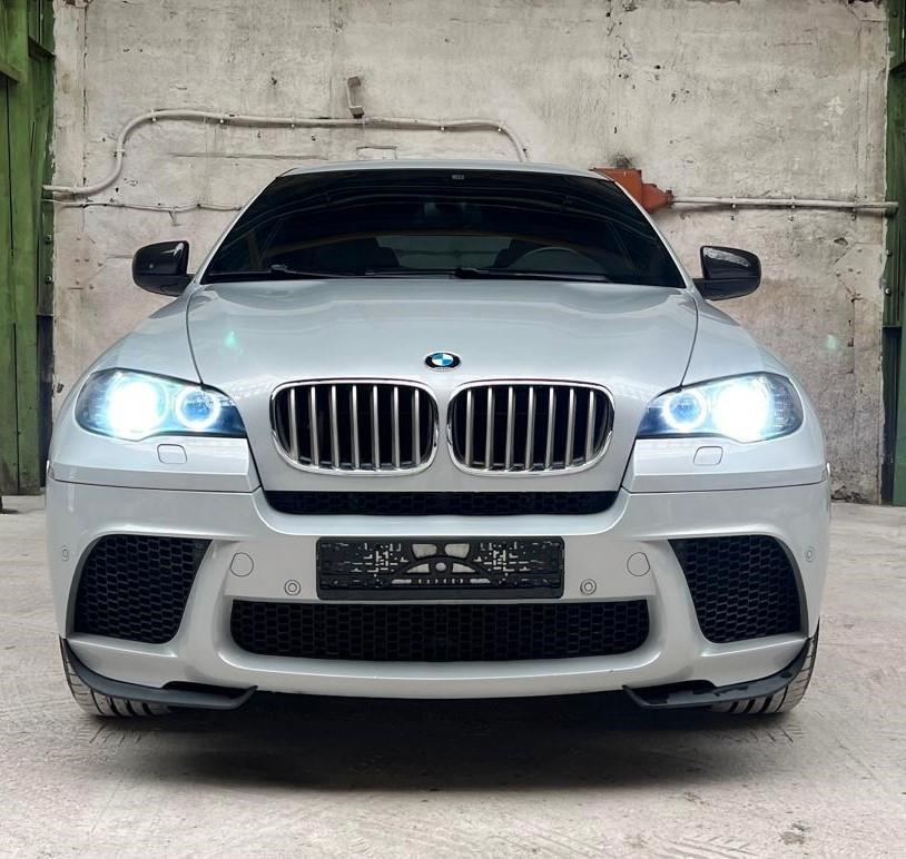 BMW X6 xDrive 50i M Performance Sport Paket