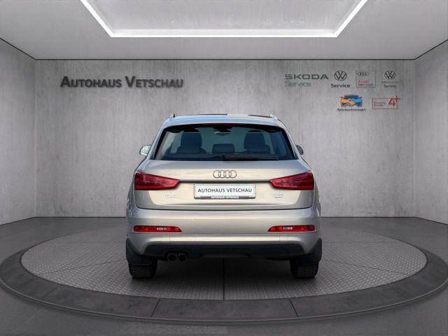 Q3 2.0 TFSI quattro/AHK/Xenon/DSG/PDC Klima
