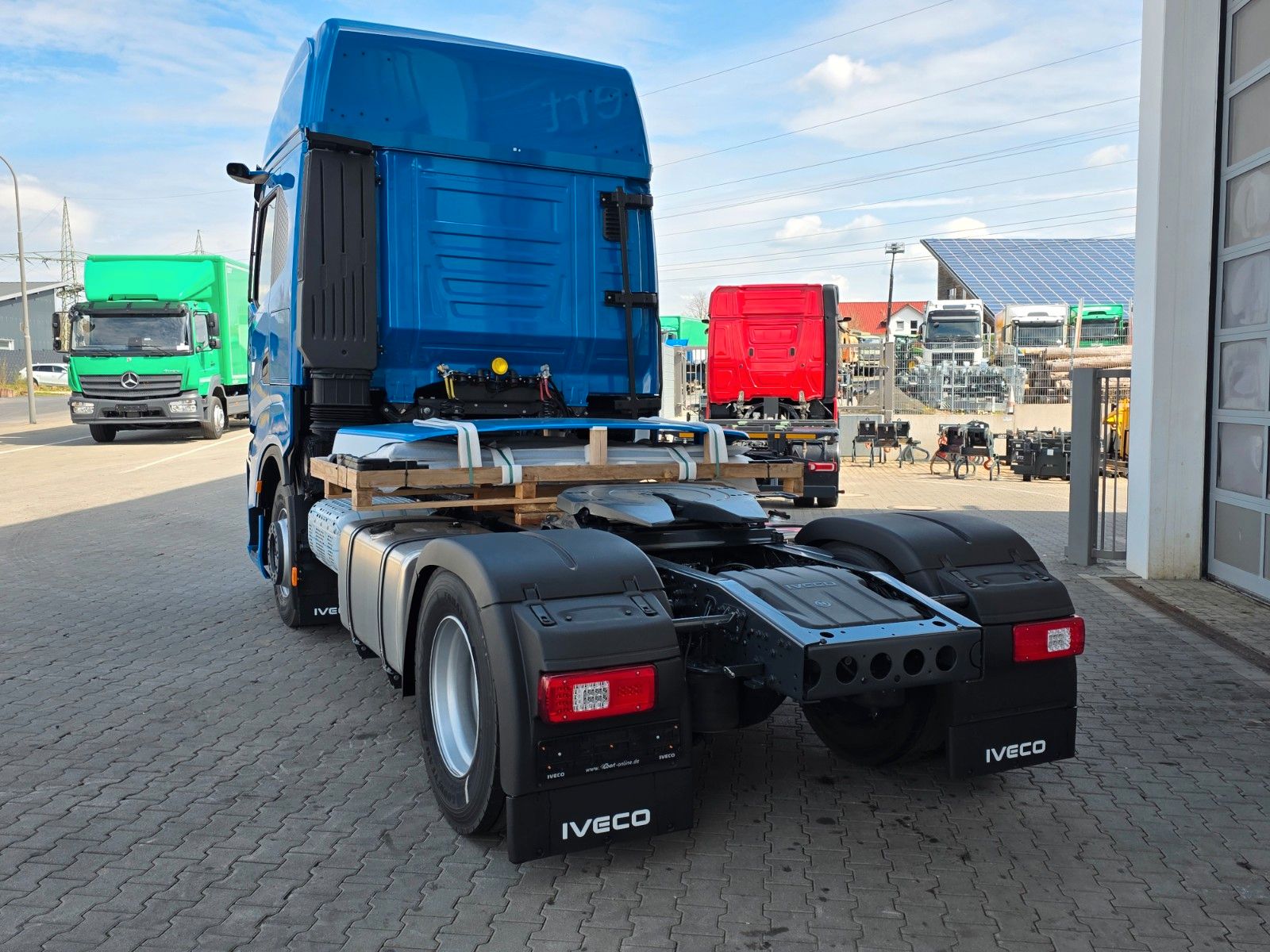 Fahrzeugabbildung Iveco S-Way AS440S50T/P Standklima+Heizung LED
