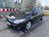 Renault Megane III Lim. Dynamique*KEYLESS*2.Hand*Klima* - Renault Megane aus 2008 mit Diesel-Antrieb