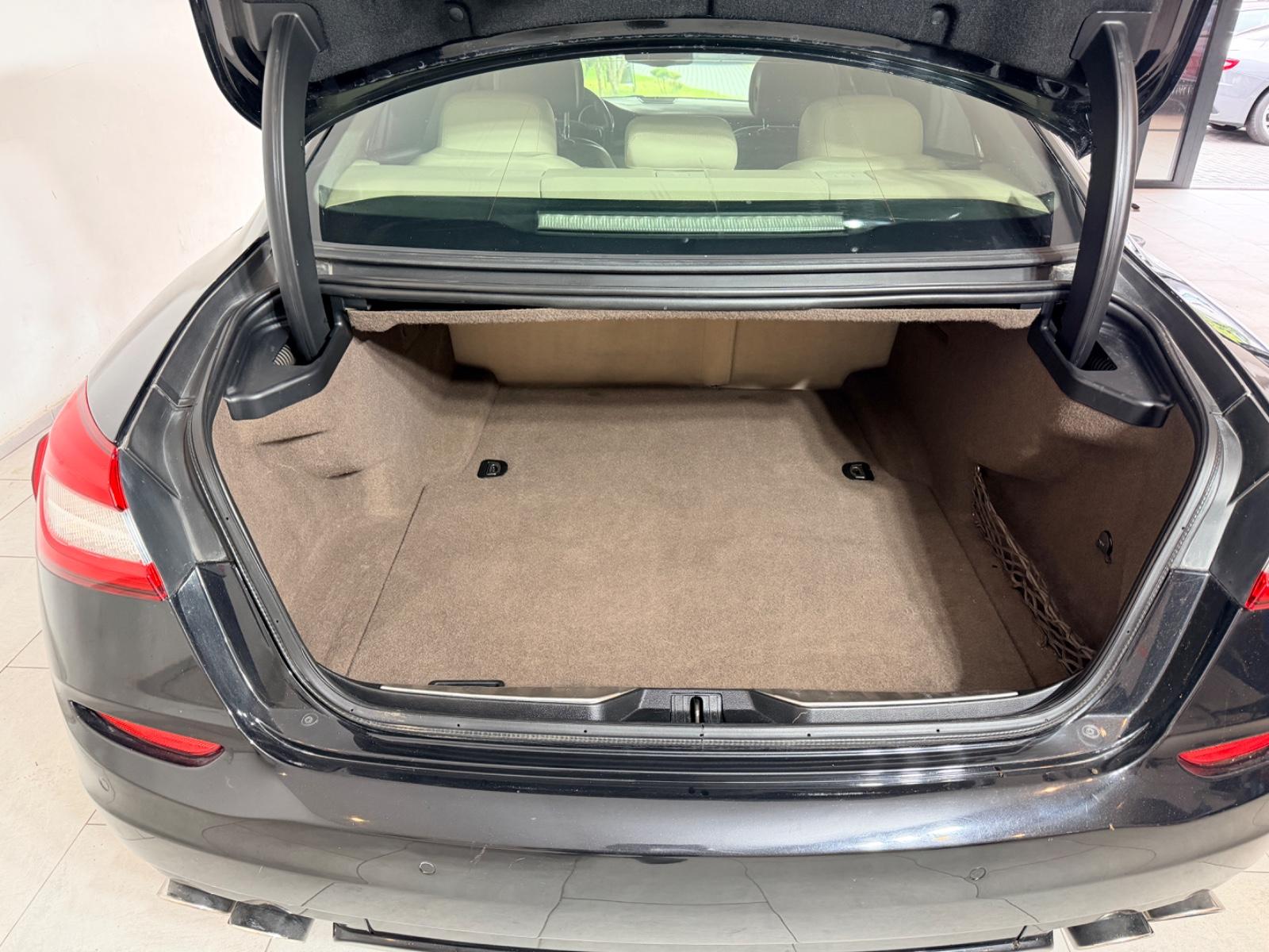 Maserati Quattroporte S V6 Biturbo 410 ch • BVA • Cuir • Sièges ventilés • Caméra