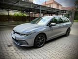 Volkswagen Golf 8 Variant, 2.0 TDI, LED, Navi, AHK, 18 Zoll