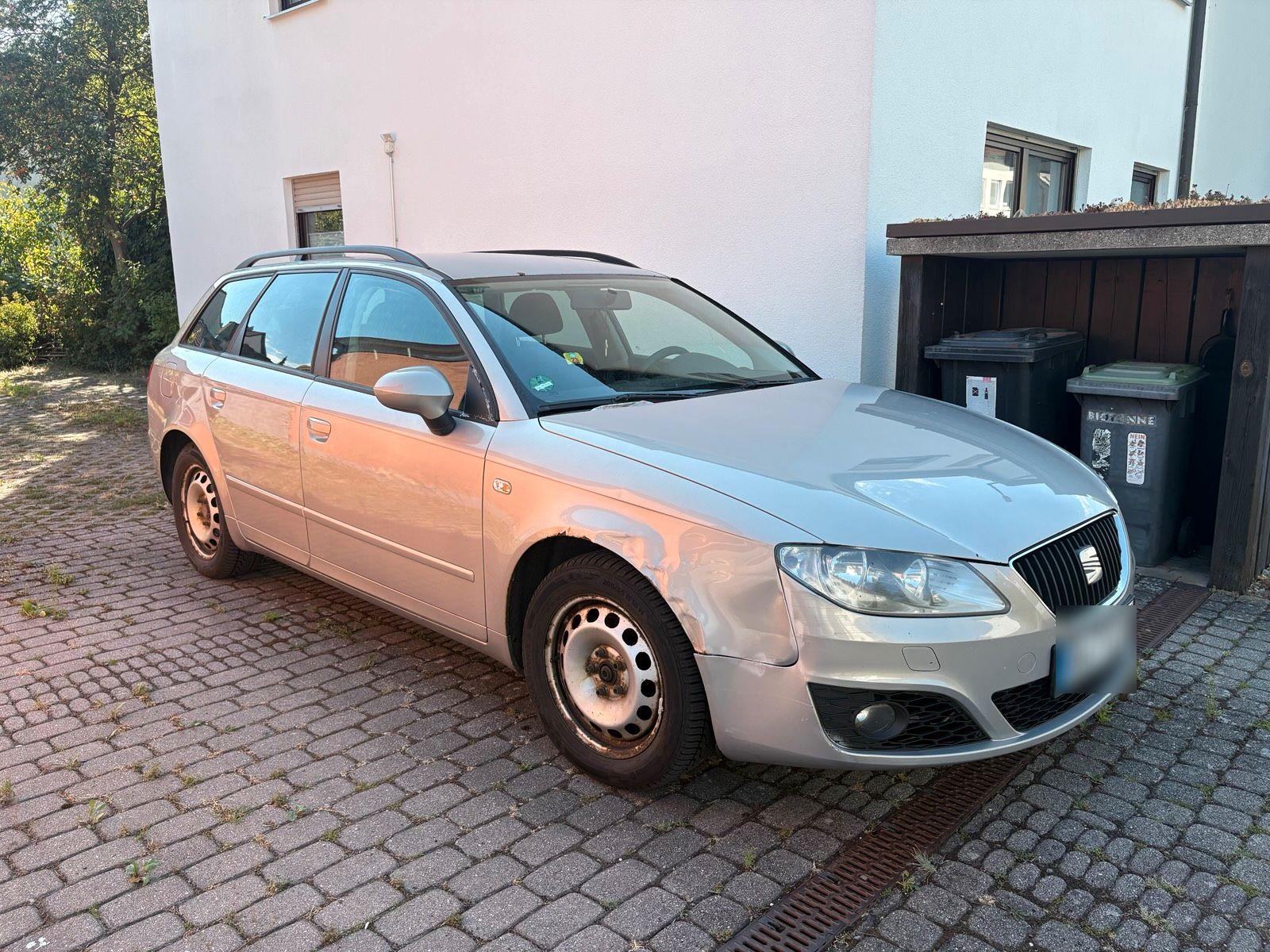 Seat Exeo 2012 — interior