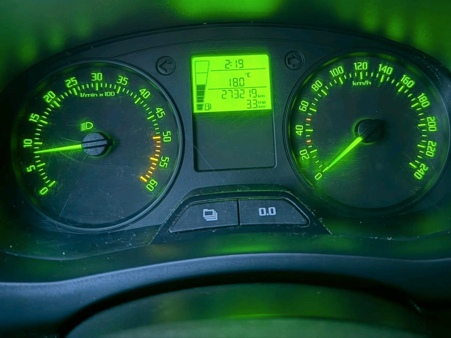 Skoda Fabia 2011 — photo 9