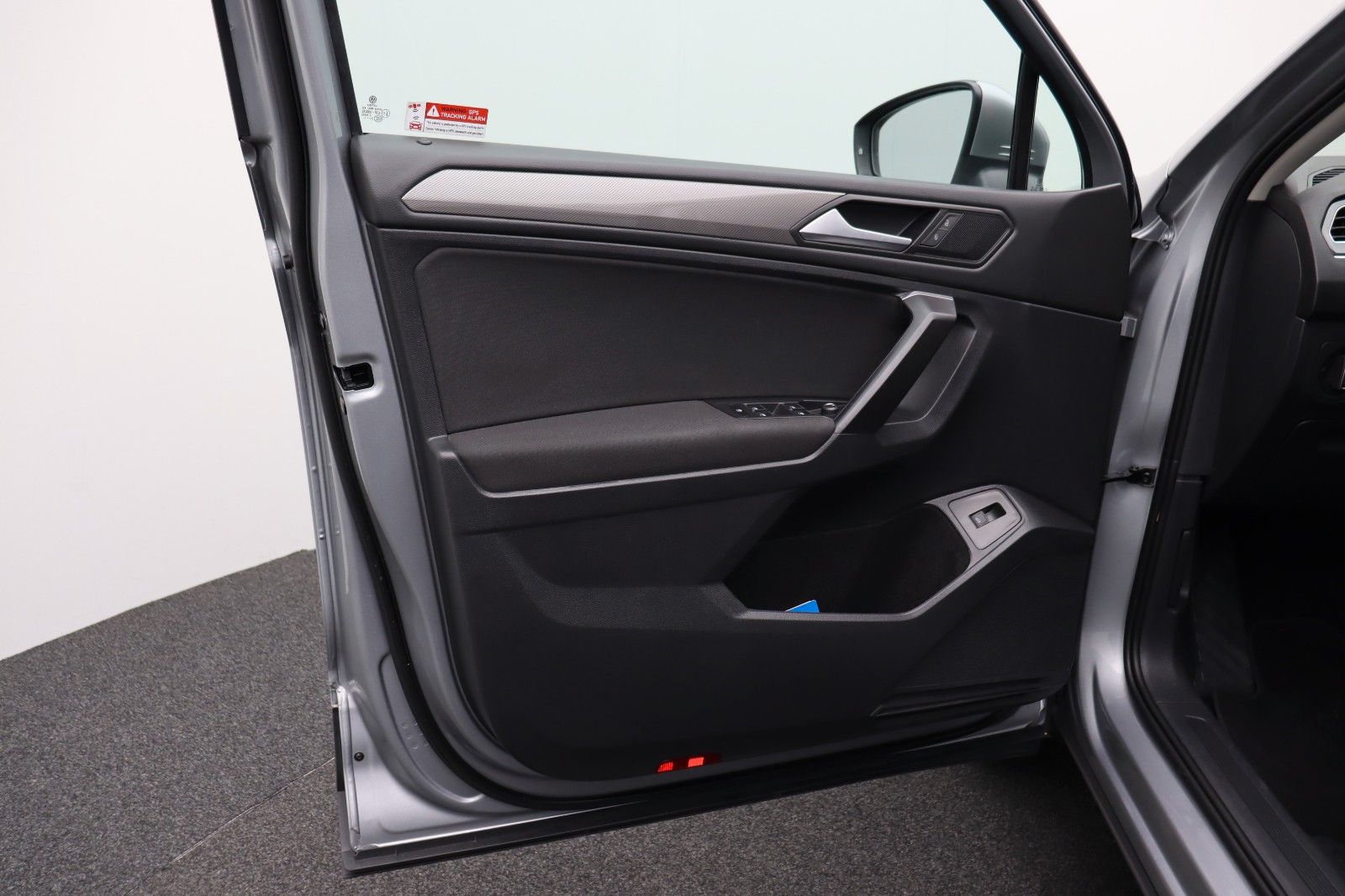 Fahrzeugabbildung Volkswagen Tiguan Allspace Life DSG ACC AHK 7Sitze LED