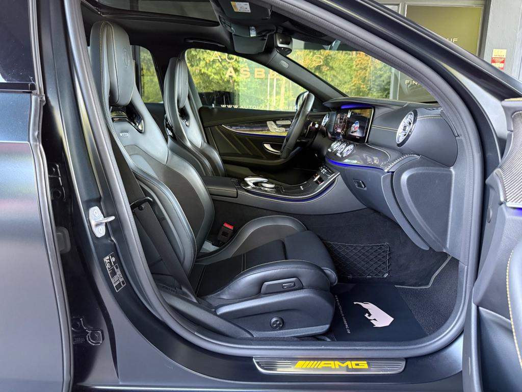 Mercedes-Benz E 63 AMG