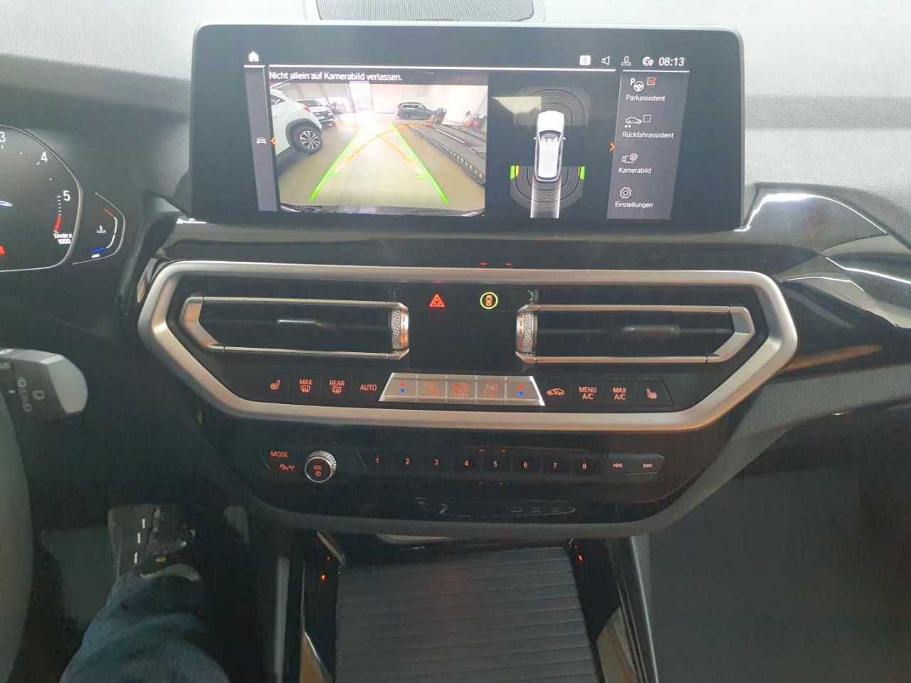 BMW X3 xDrive20d Aut. Navi Leder AHK SHZ foto 14