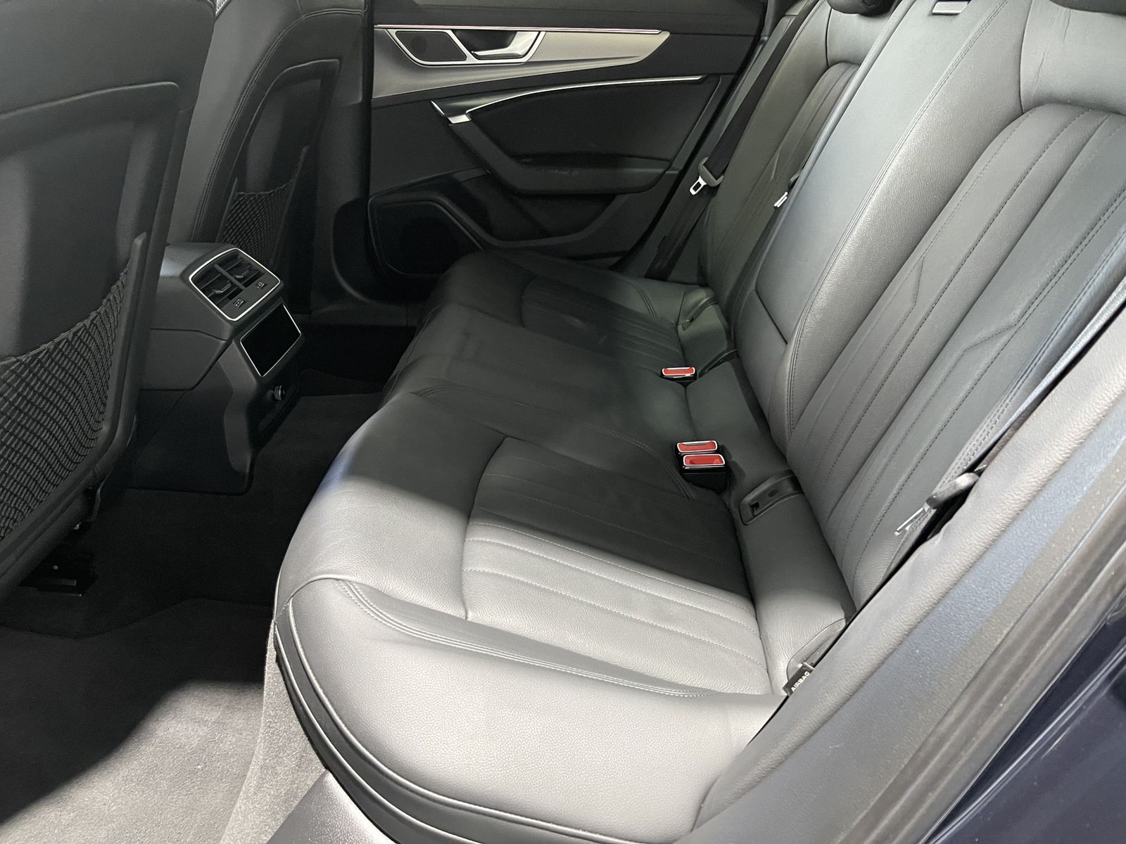 Fahrzeugabbildung Audi A6 40 TDI*Quattro*Anschlussgarantie 06.2027*Pano