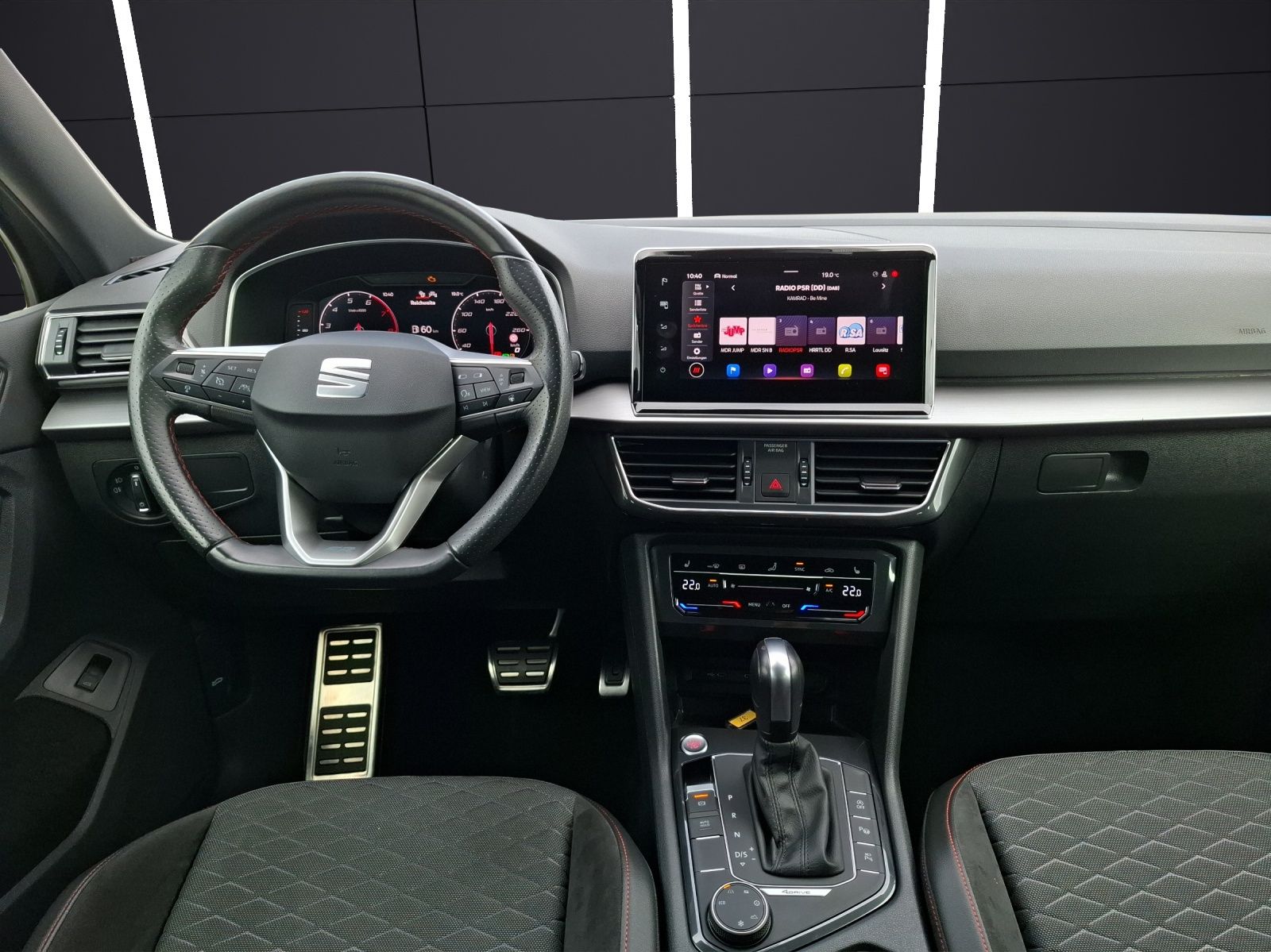 Fahrzeugabbildung SEAT Tarraco TSI FR DSG 4Drive LED AHK Navi Pano AID