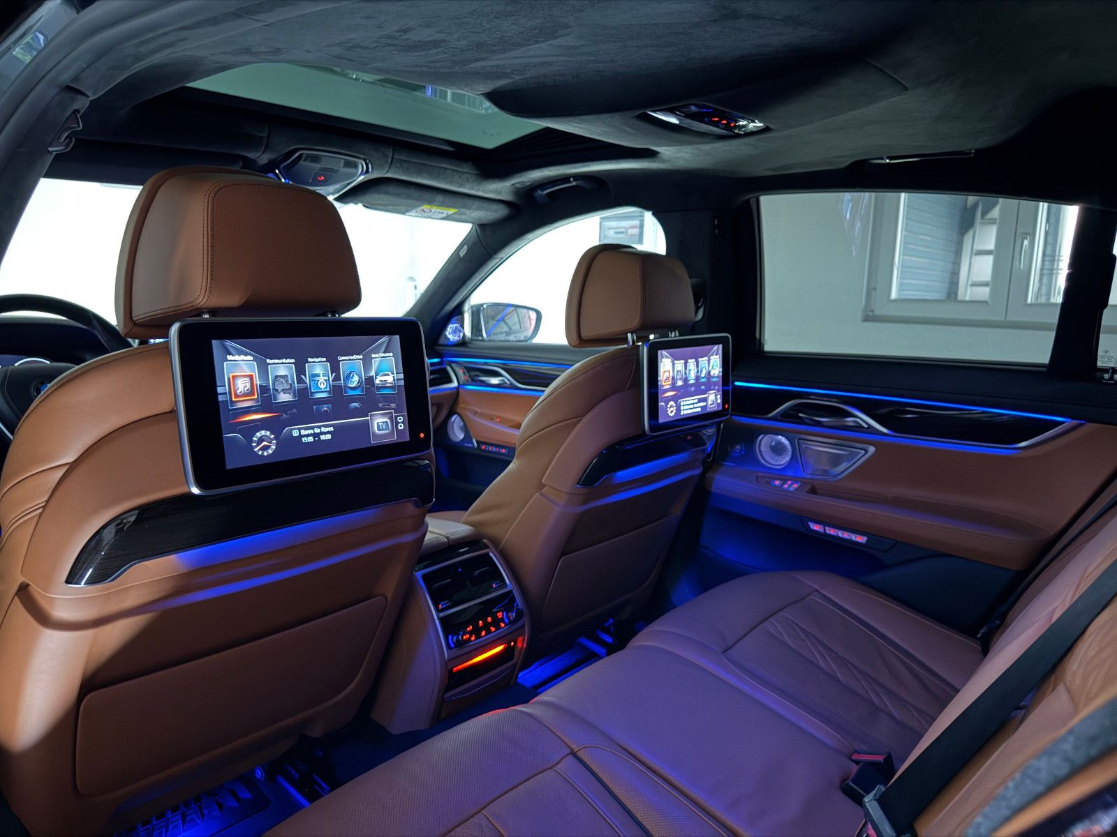 Fahrzeugabbildung BMW 740 d xDrive/MASSAGE/HuD/B&W/LASER/TV-FUNKTION