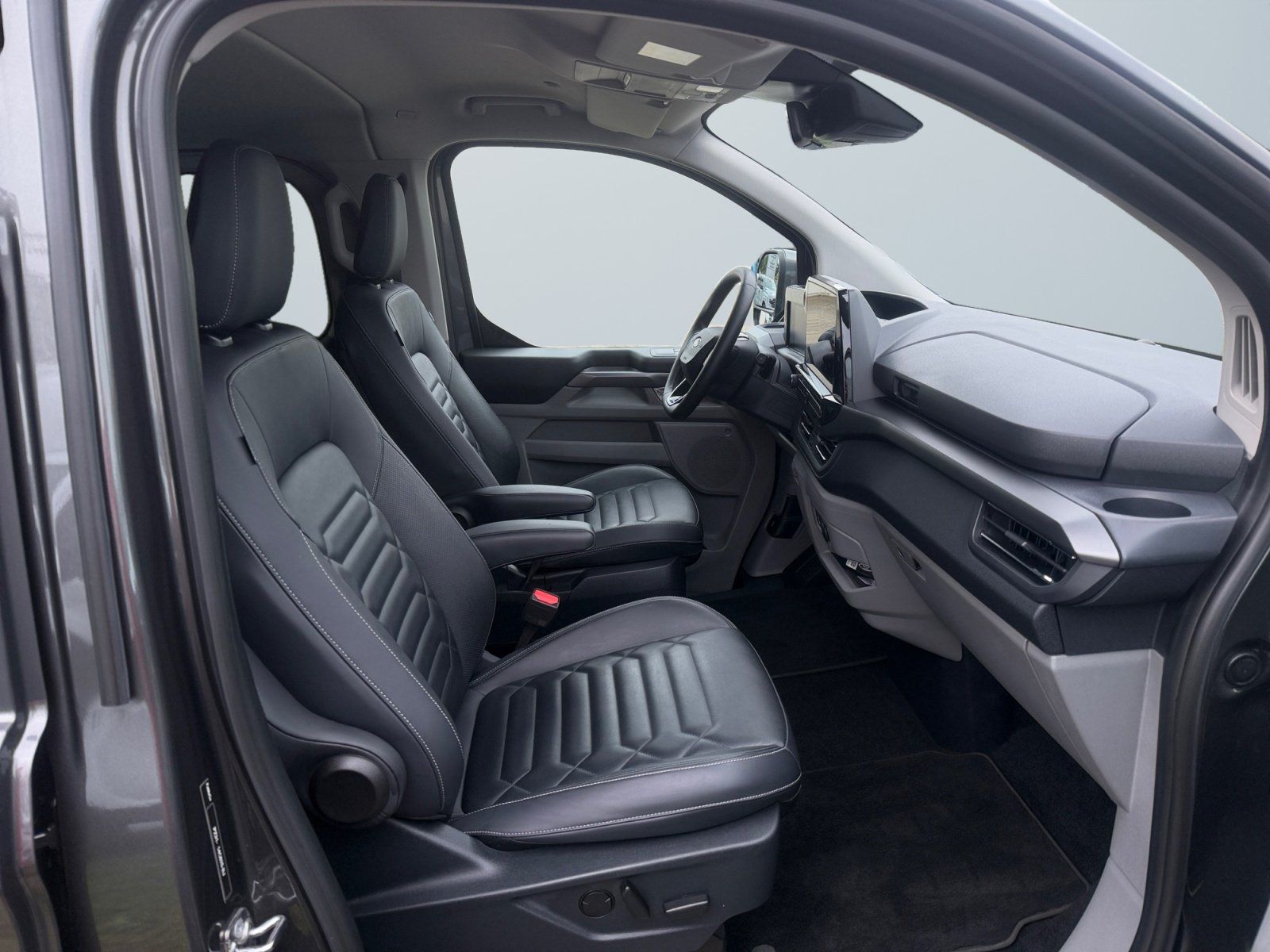 Ford Tourneo Custom Titanium 2.0 EcoBlue L2 ACC+NAVI foto 10