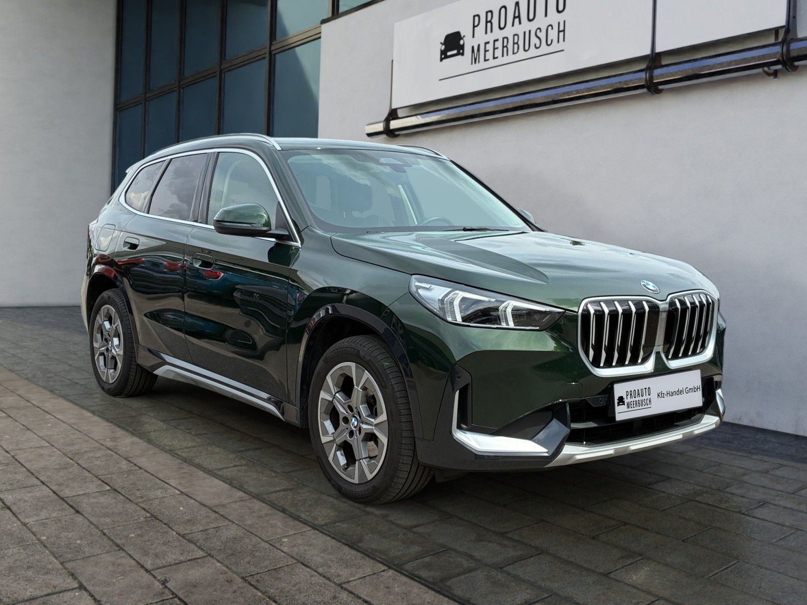 BMW X1 20d xDrive xLine AHK/ADAPTLED/HIFI/RFK/CARPLA foto 4