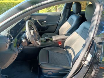 Mercedes CLA 200 Shooting Brake - 4