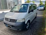 Volkswagen T5 1.9TDI Klima 9 Sitze 17" ALU PDC EFH ZR neu! - gebrauchte VW T5 Caravelle aus dem Jahr 2009