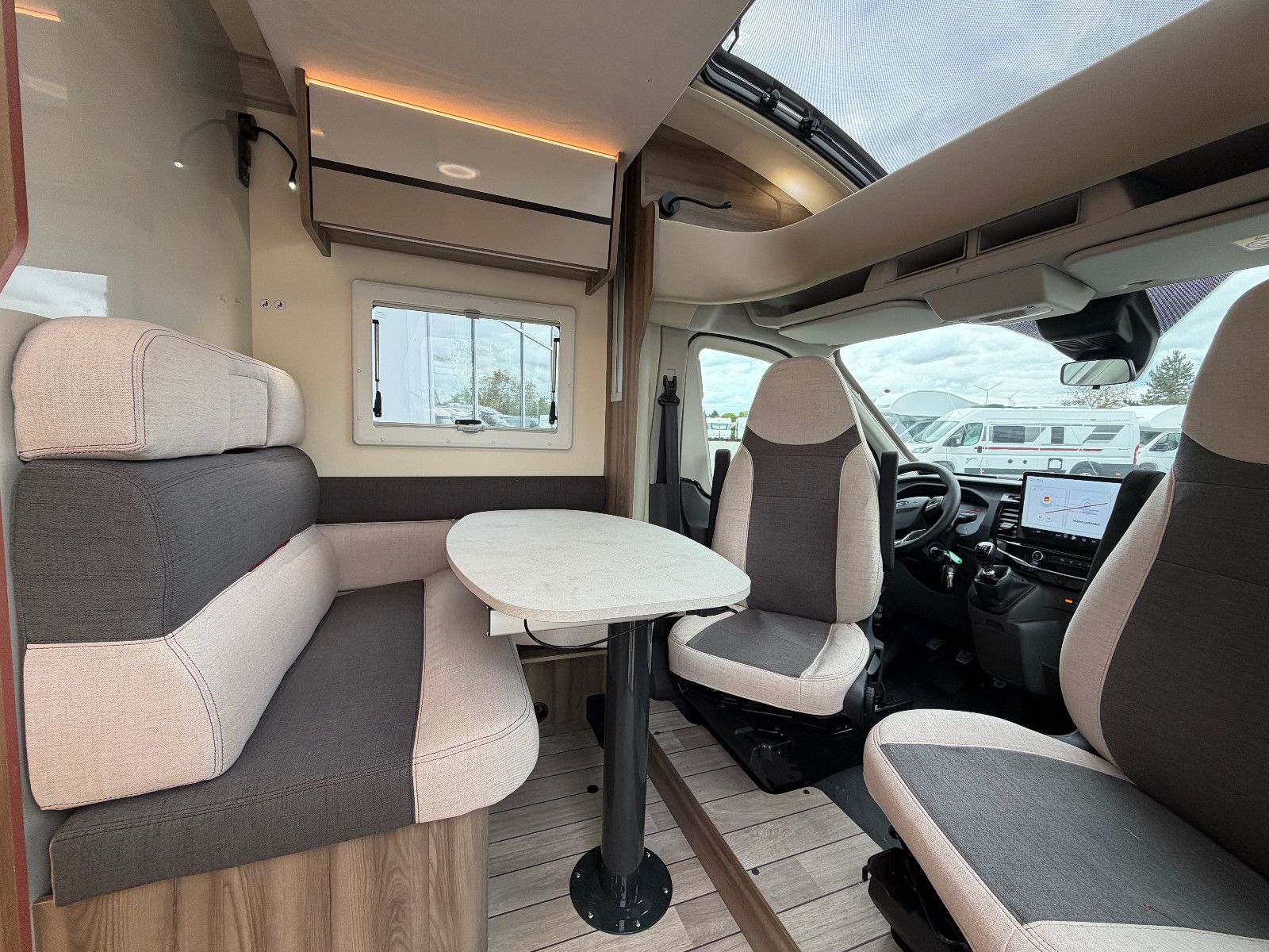 Fahrzeugabbildung Roller Team Kronos Fit 281 TL