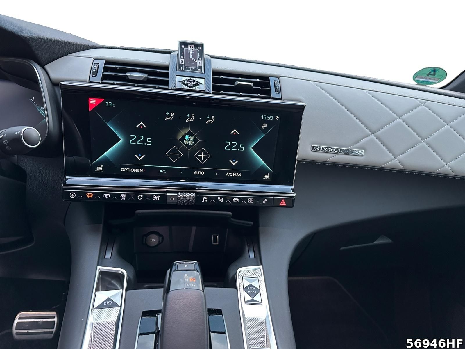 Fahrzeugabbildung DS Automobiles DS7 Hybrid 4x2, Rivoli