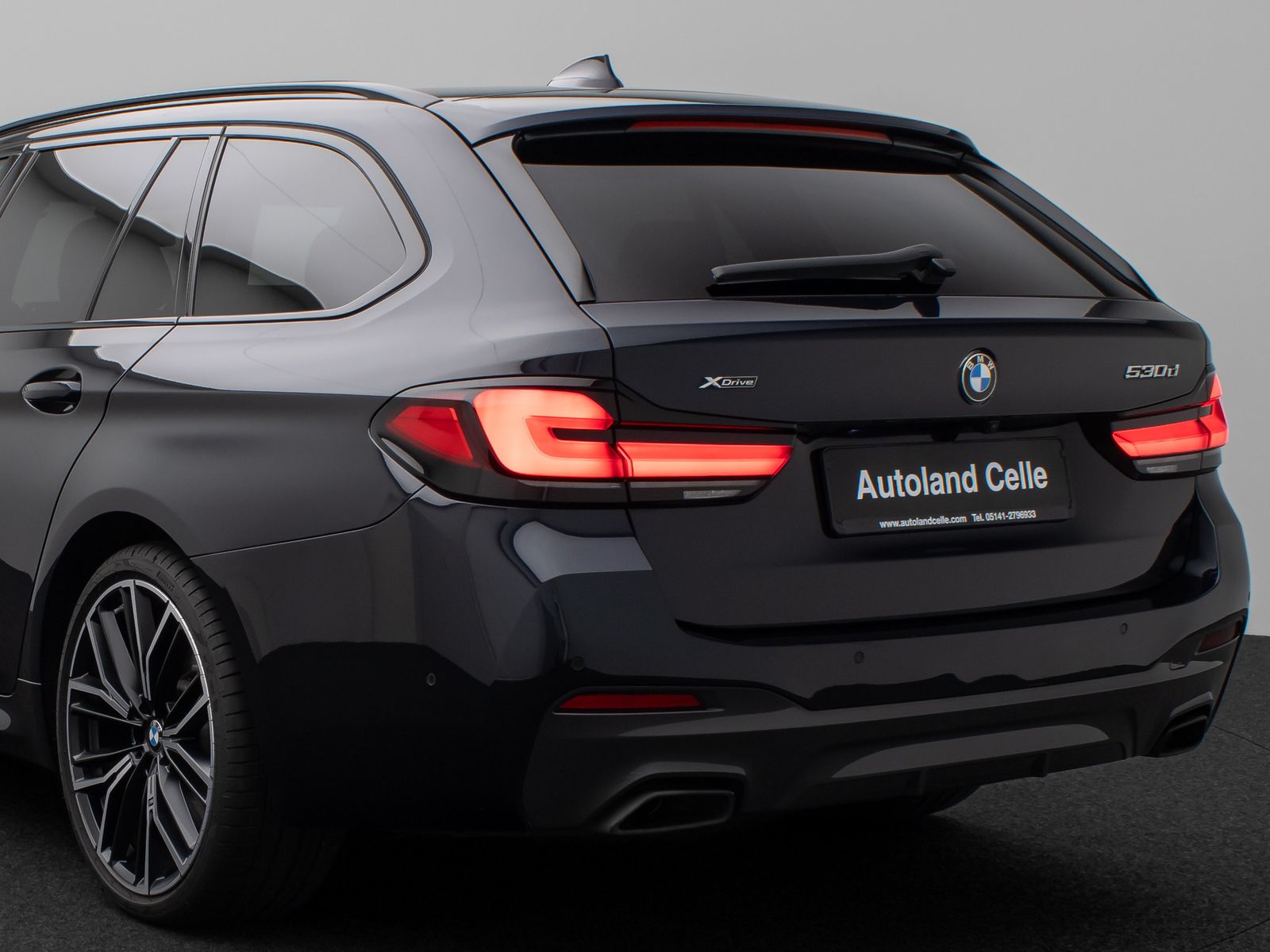 Fahrzeugabbildung BMW 530d xD M Sport Pano Kamera Laser HUD H/K 20Zoll